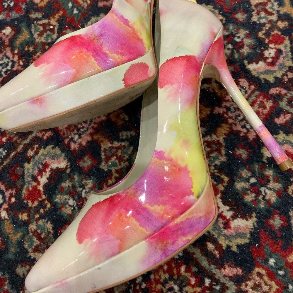 Colorful stilletto
